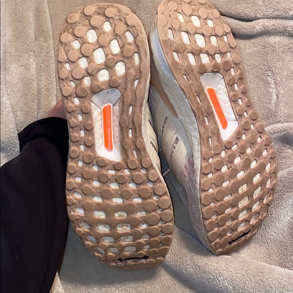 adidas ultra boost - Picture 4 of 4